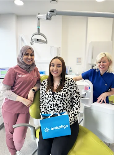 Watford Smile Clinic - Dental clinic in Watford