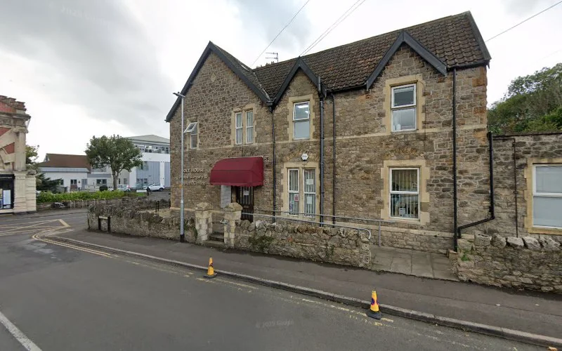 Bristol Dental Implants - Dental clinic in Clevedon