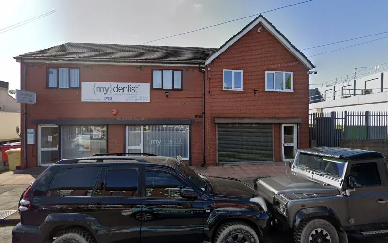 Mr J S Murdoch - Dentist in Doncaster