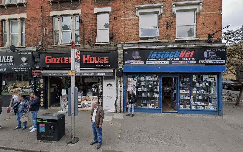 M & K Makan Dental Surgeons - Dentist in London