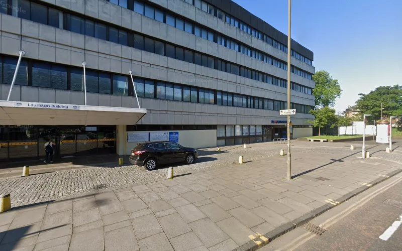 Chalmers Dental Centre - Dental clinic in Edinburgh