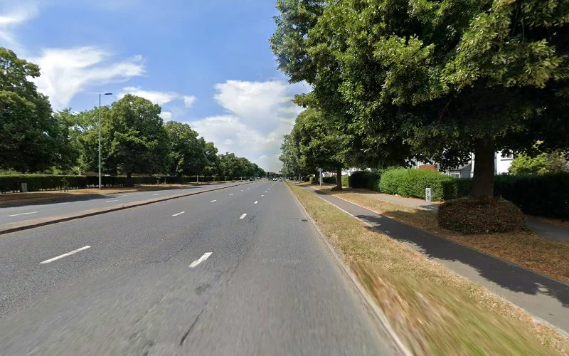 Clifford Road Surgery - Doctor in Hounslow