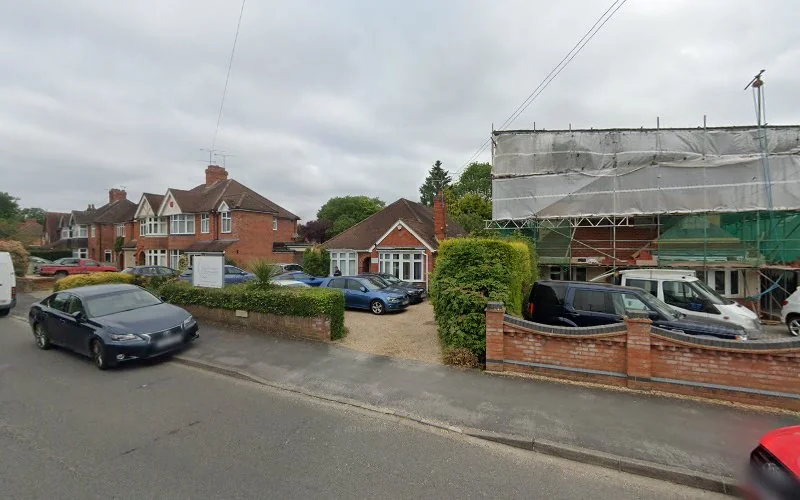 Patel P M - Dental clinic in Reading