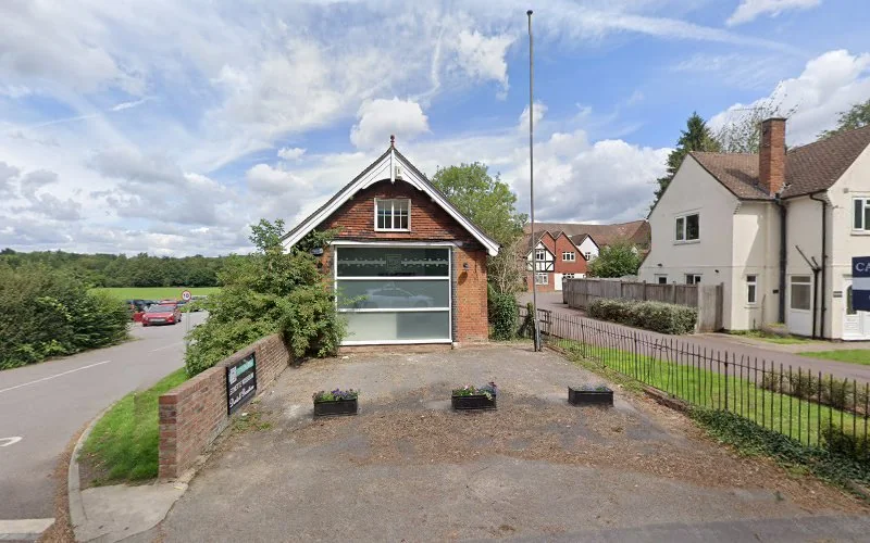 Leonette Rossouw Dental Practice - Dental clinic in Sevenoaks