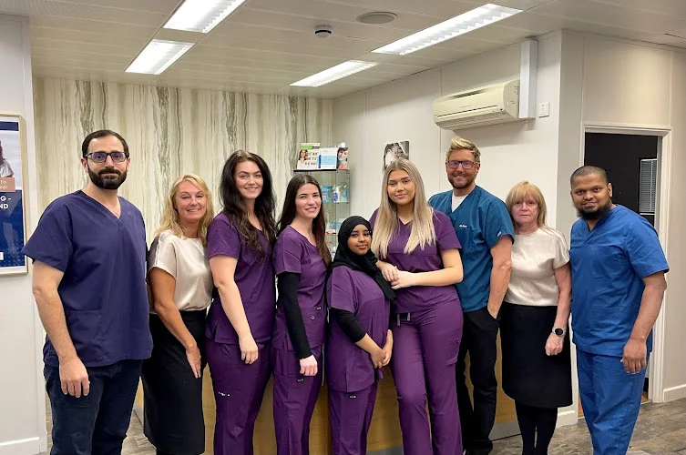 Appledore Dental & Implant Centre - Cosmetic dentist in Milton Keynes