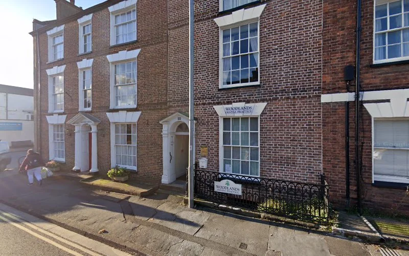 Mr K E Thomas - Woodlands Dental Surgery - Dentist in Wellington