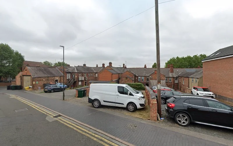 Sixteen A Dental Care - Dental clinic in Swadlincote