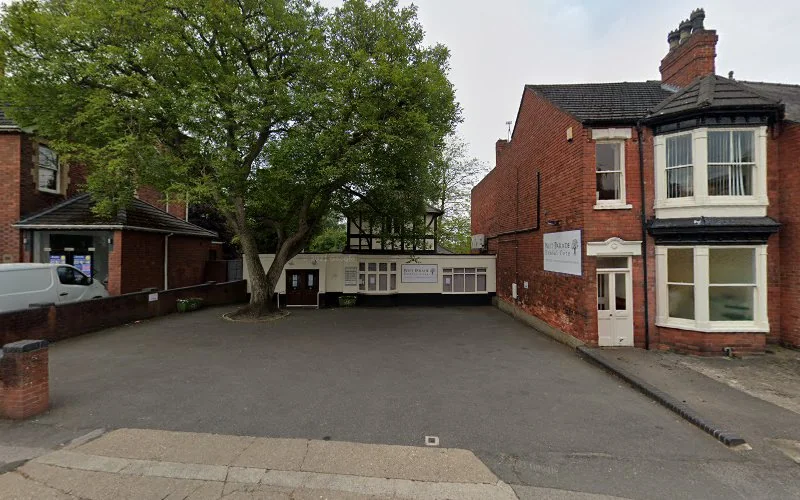 Dr Krishan Mistry - Cosmetic dentist in Lincoln