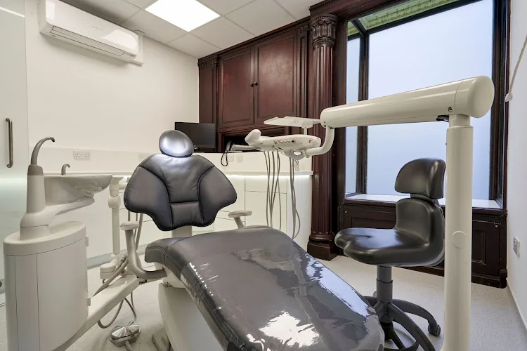 CK Dental - Dental clinic in Bristol