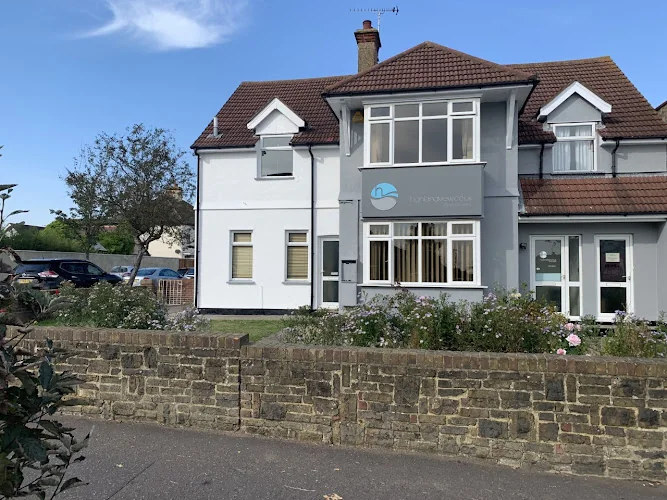 Highland View Dental Surgery - Leigh-on-Sea - Dentist in Leigh-on-Sea
