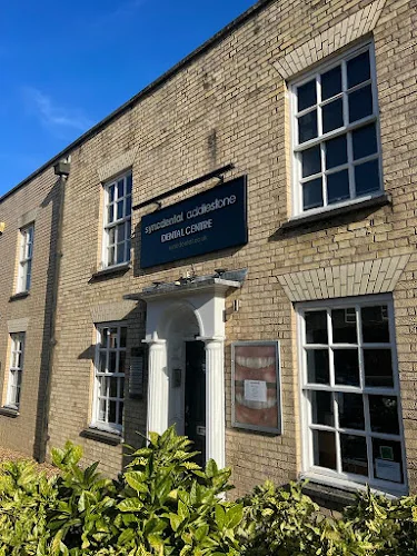 Sync Dental Addlestone - Dentist in Addlestone