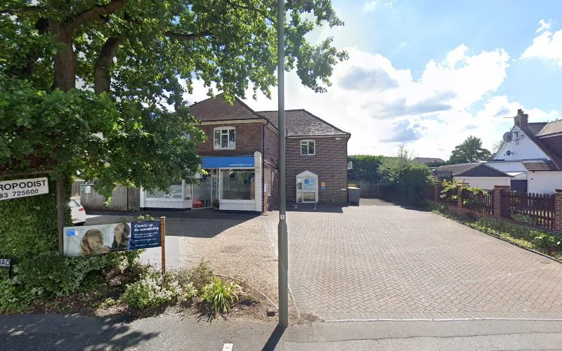 Mr A M Ford - Dentist in Woking