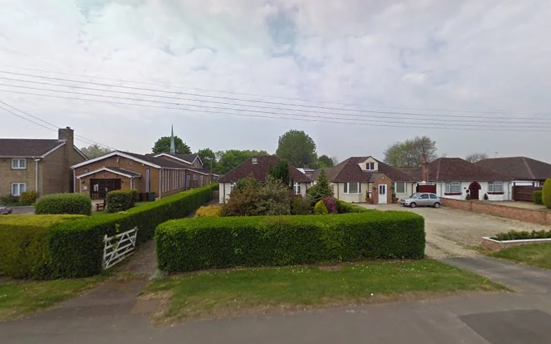 Dr Amit Mohindra - Dental clinic in Oxford