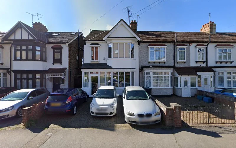 Patel M M - Dental clinic in Ilford
