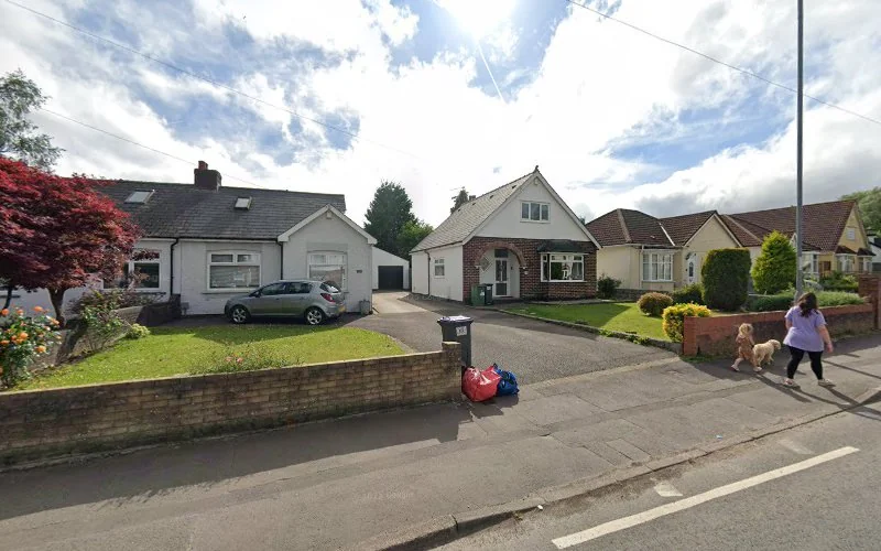 Davies Toni-Marie - Dentist in Cwmbran