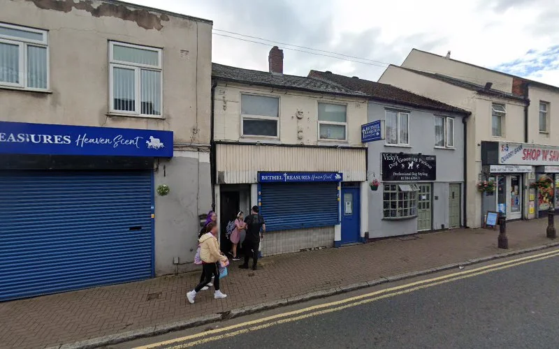 Finesse Cosmetic Dentists - Cosmetic dentist in Brierley Hill