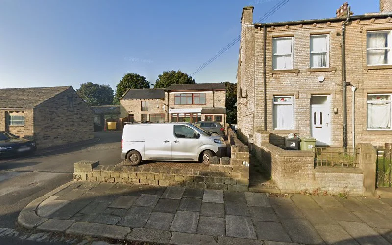 M J Siswick - Dental Surgeon - Dental clinic in Huddersfield