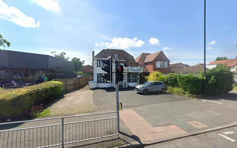 Skuriat O - Dentist in Birmingham