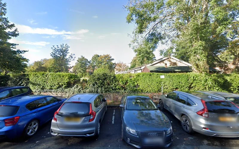 Robinson N - Dental clinic in Lytham Saint Annes