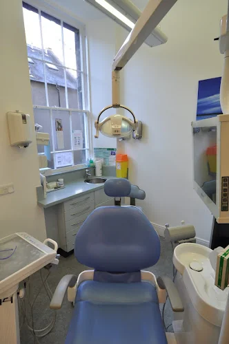 Stuart Steven Dental Practice - Dental clinic in Edinburgh