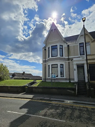 Abbeyview Dental Surgery - Dental clinic in Kilwinning