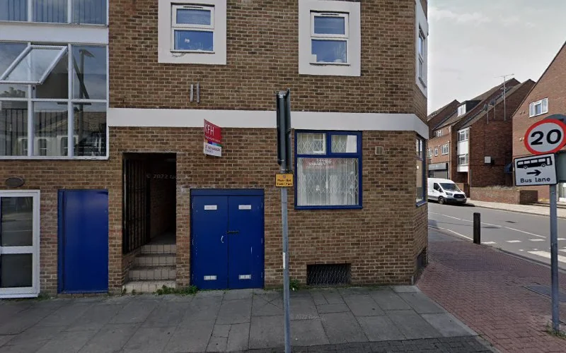 Falcon Road Dental Practice - Dental clinic in London