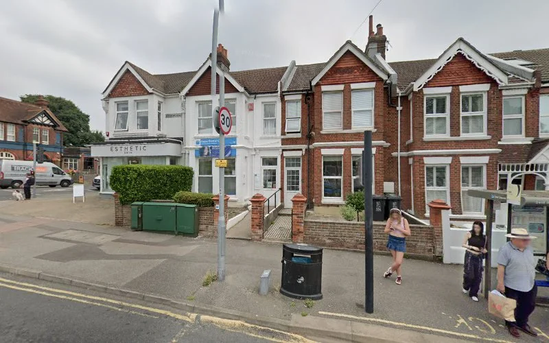 Fiveways Dental Care - Dental clinic in Brighton