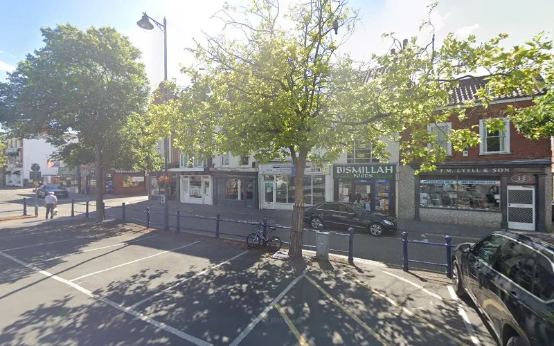 Smiles NHS Dentist - Dental clinic in Boston