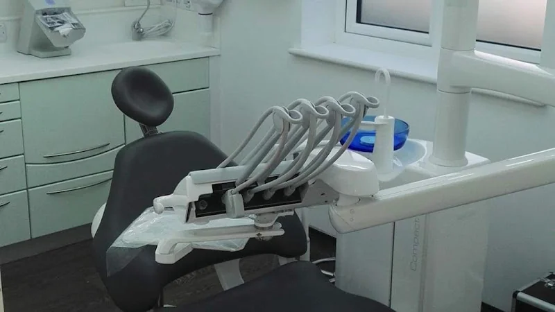 Deans Dental Care - Dentist in Brighton