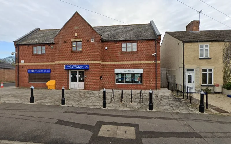 Dr B Minana Ayza - Dentist in Peterborough