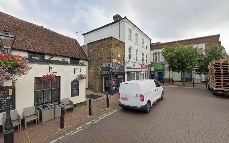 Market Square Dental Surgery - Dental clinic in Waltham Abbey