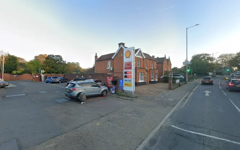 Long Stratton Dental and Implant Centre SAME DAY EMERGENCY AND TREATMENT. - Dental clinic in Norwich