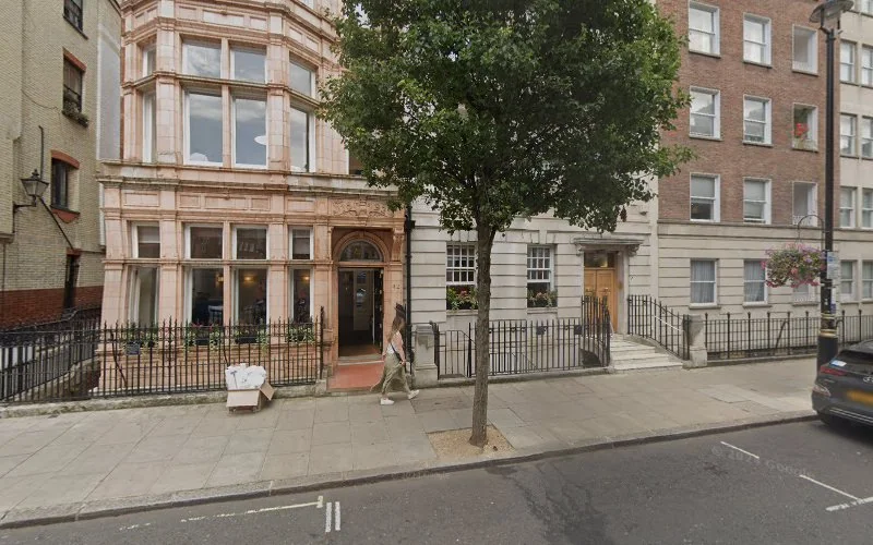 Dr Shiraz Gulamali - Dentist in London