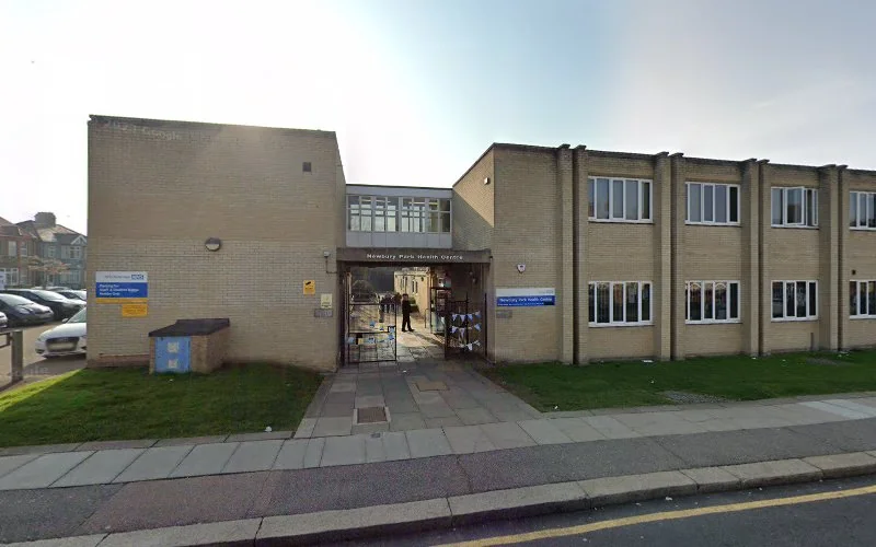 C D S Dental Dept - Dentist in Ilford