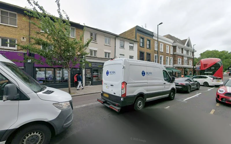 Dr G Smith - Dental clinic in London