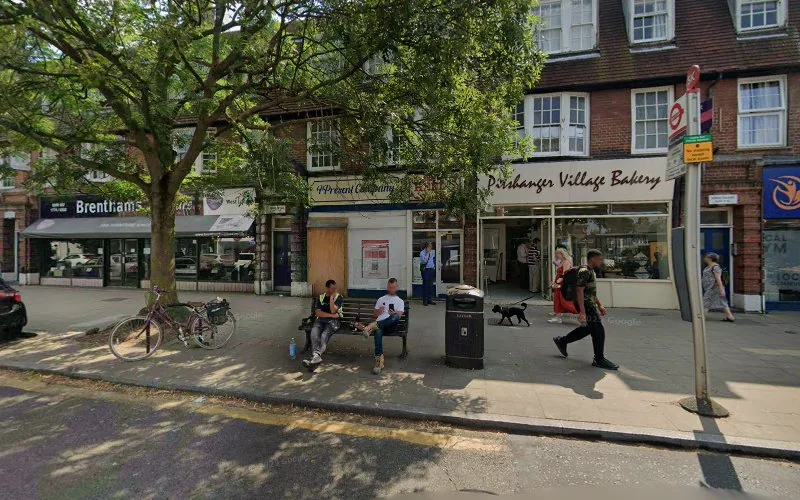 Pitshanger Clinic - Dental clinic in London