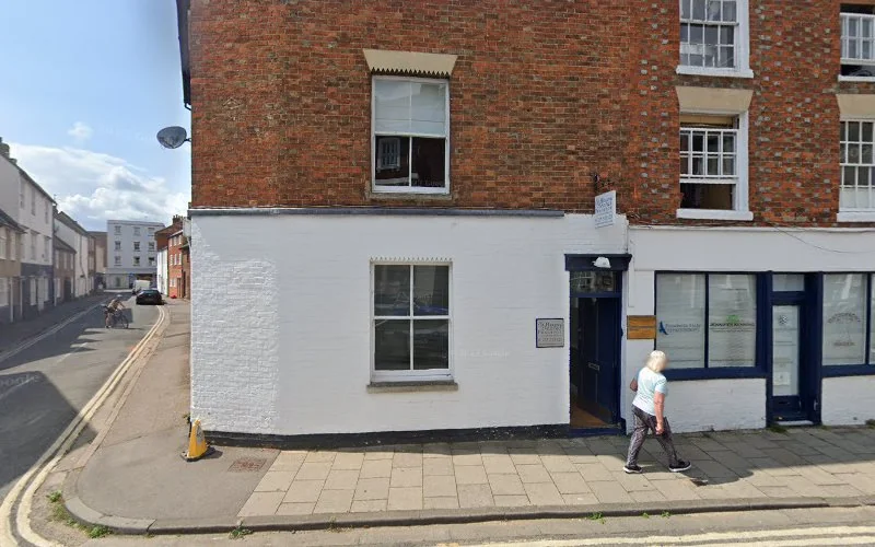 Peter Sands. Dental Surgeon - Dental clinic in Abingdon