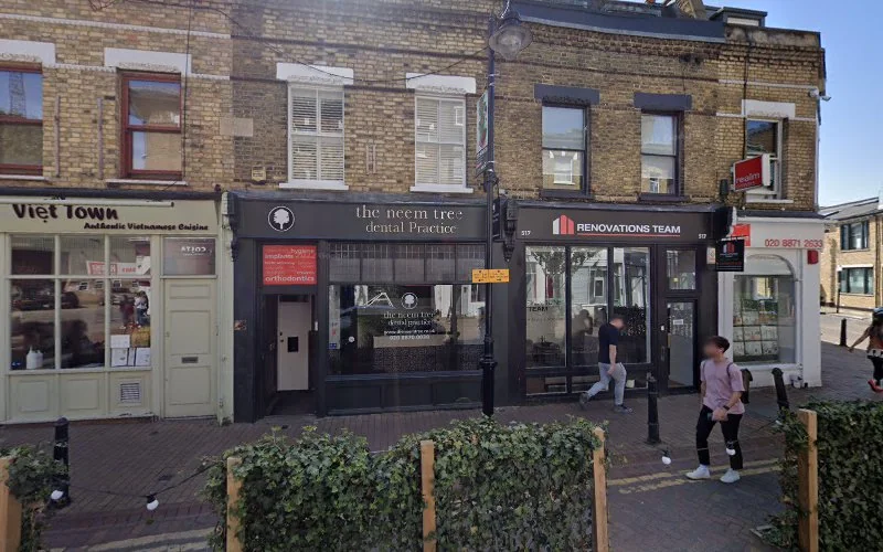 Dr Georgios Chatzopoulos Periodontist, Implant Dentist, Pinhole Dentist - Dental implants periodontist in London