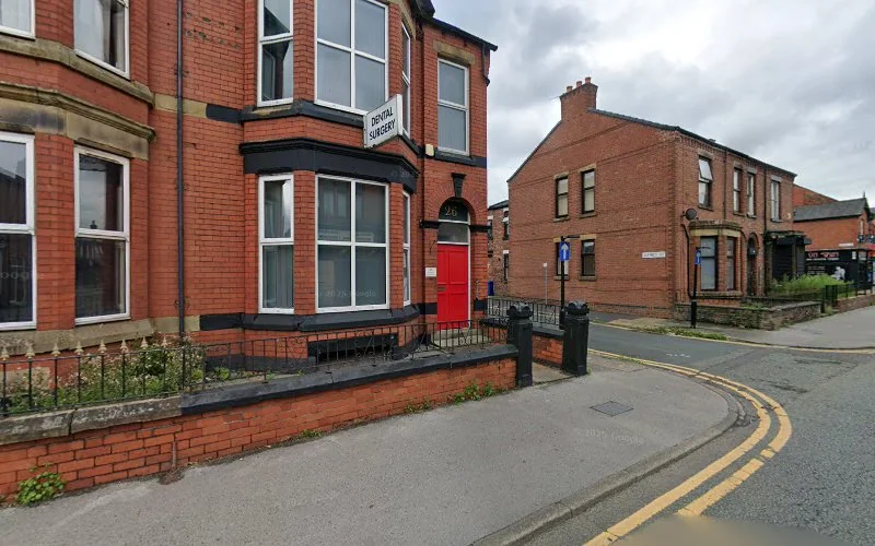 Mr D J GRIFFITHS, MRS E BARANIECKA - Paediatric Dentist in Leigh