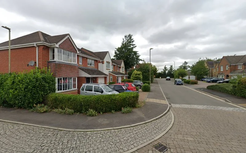 D M D - Dentist in Bicester