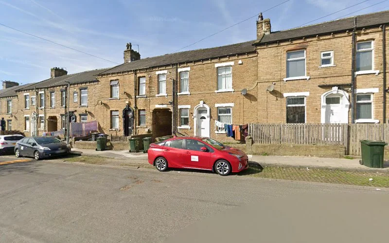 bdc yorkshire ltd - Dental clinic in Bradford