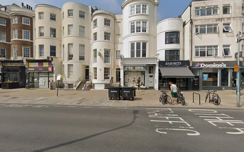 P & G Smile ltd - Dentist in Brighton