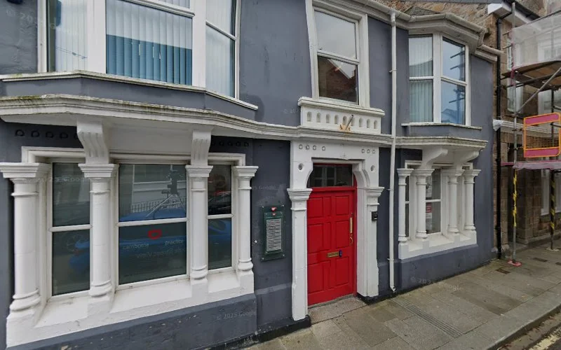 Camborne Dental Practice - Dental clinic in Camborne