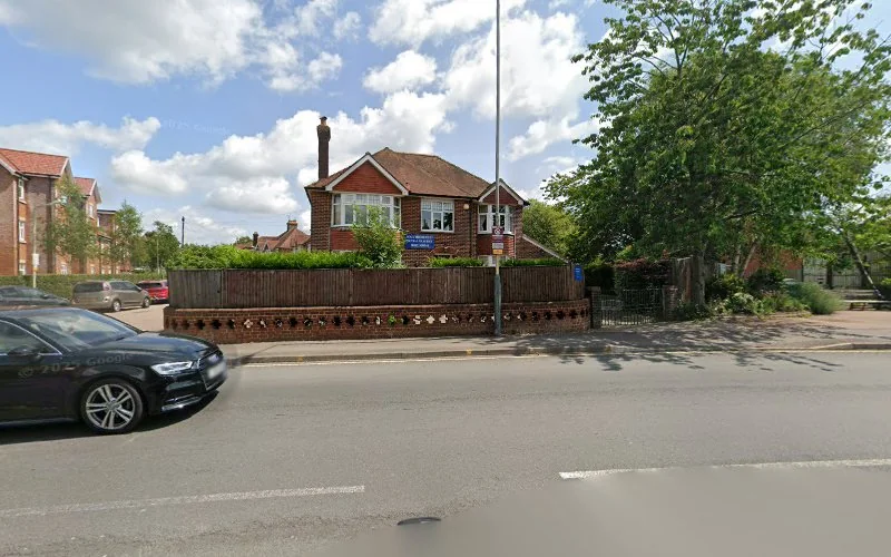 Dr R Fathi - Southborough Dental Practice - Dentist in Tunbridge Wells