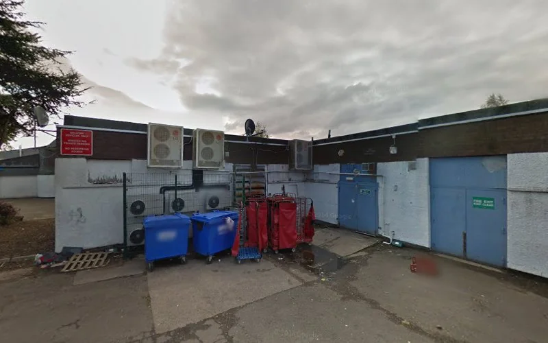 Dental Clinic - Dental clinic in Erskine