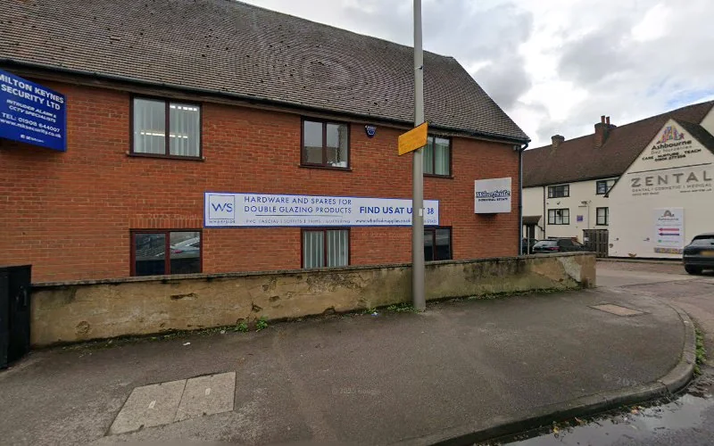 Anne Powders Dental Hygienist - Dental hygienist in Milton Keynes