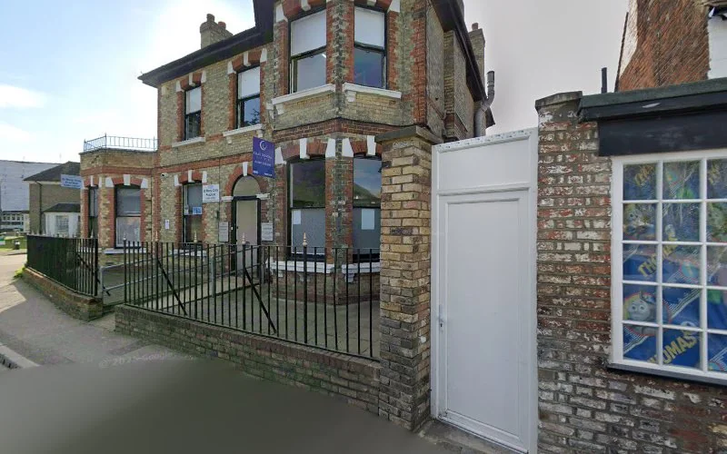 Tabrizi Dr P - Dental clinic in Orpington