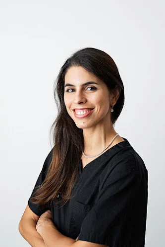 Sheylla Brito Dentist - Dentist in Cambridge