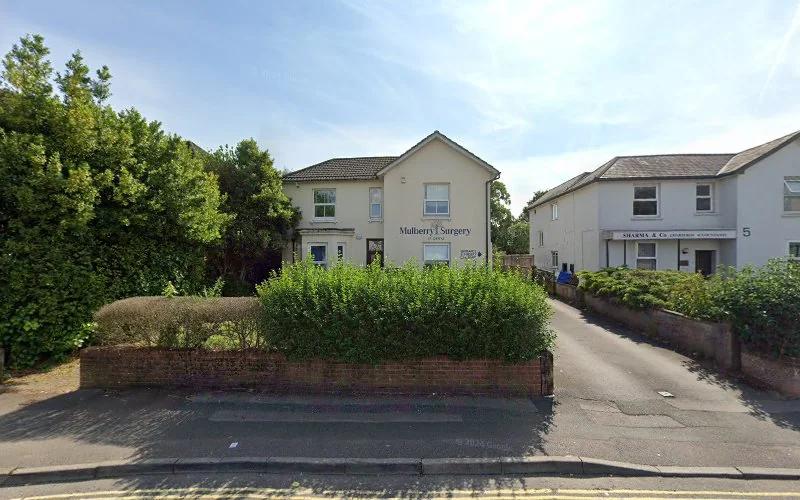 Mr S D James - Dental clinic in Southampton