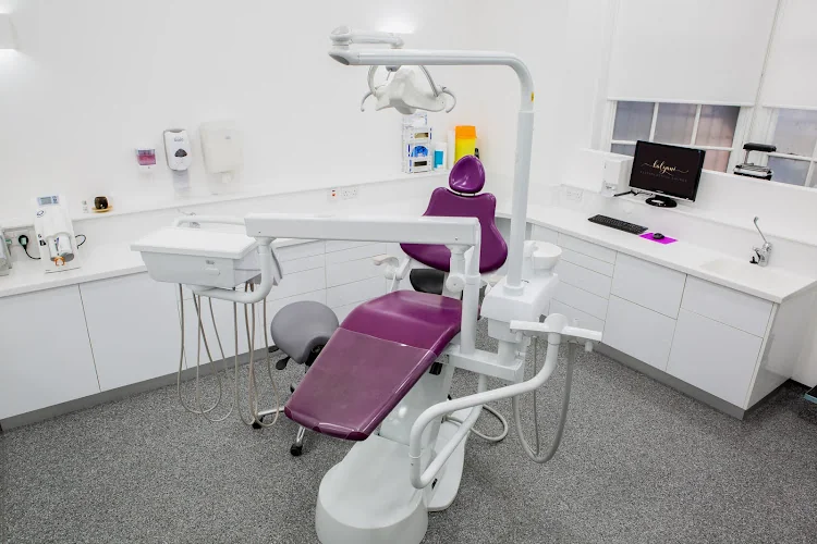 Kalyani Dental Lounge and Gallery - Dentist in Glasgow
